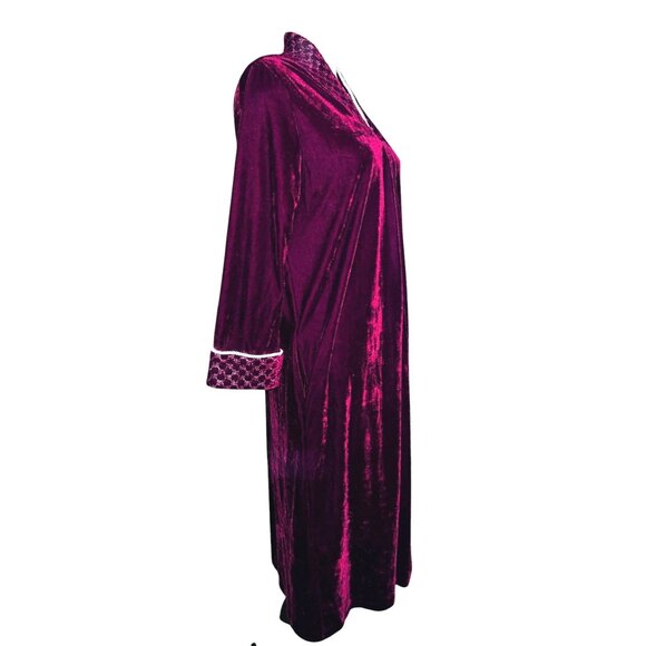 Whispers Vintage Crimson Red Velvet Long Nightgown Robe Sz Small Embroidered Tr - Picture 12 of 14